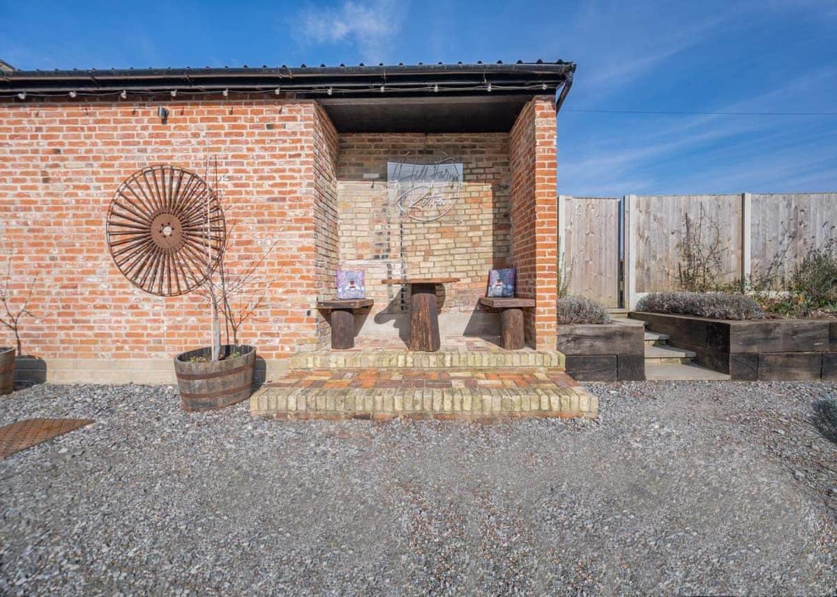 Hill Farm Retreat Wangford Exterior foto
